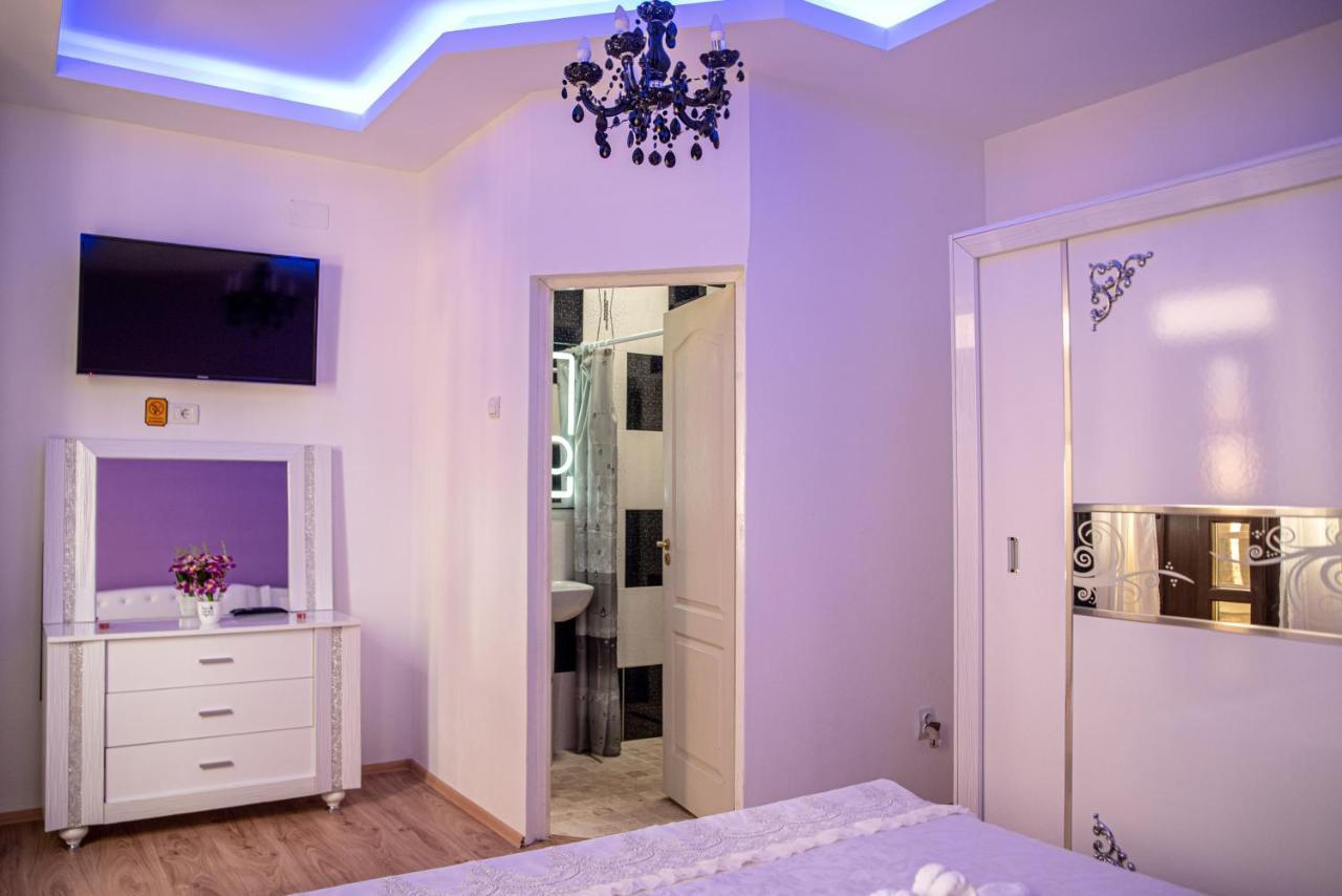 Casa Robi Otel Pestisani Dış mekan fotoğraf