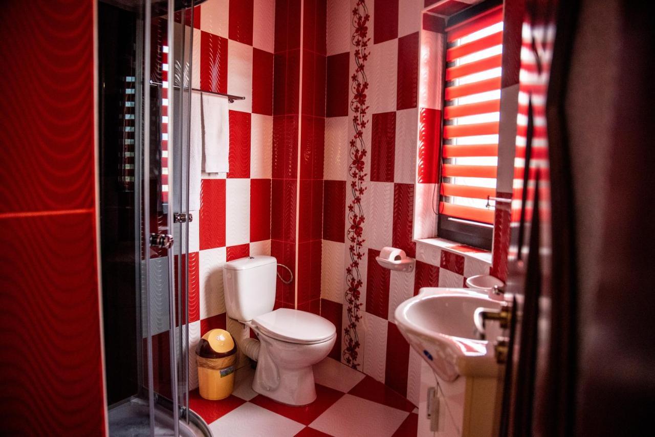 Casa Robi Otel Pestisani Dış mekan fotoğraf