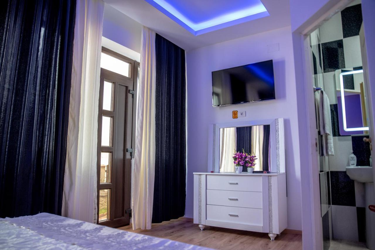 Casa Robi Otel Pestisani Dış mekan fotoğraf