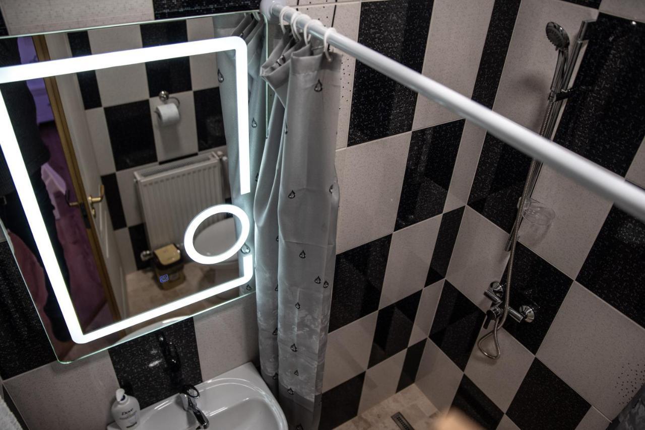 Casa Robi Otel Pestisani Dış mekan fotoğraf